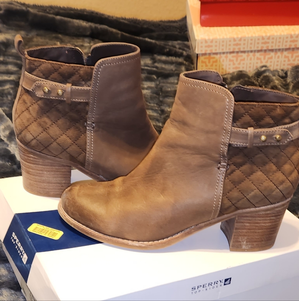 Sperry Women's Brown Ankle Boots